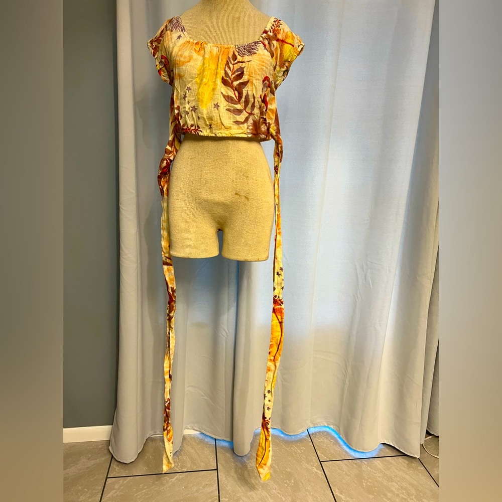 Z&L top size small multi color 100% cotton